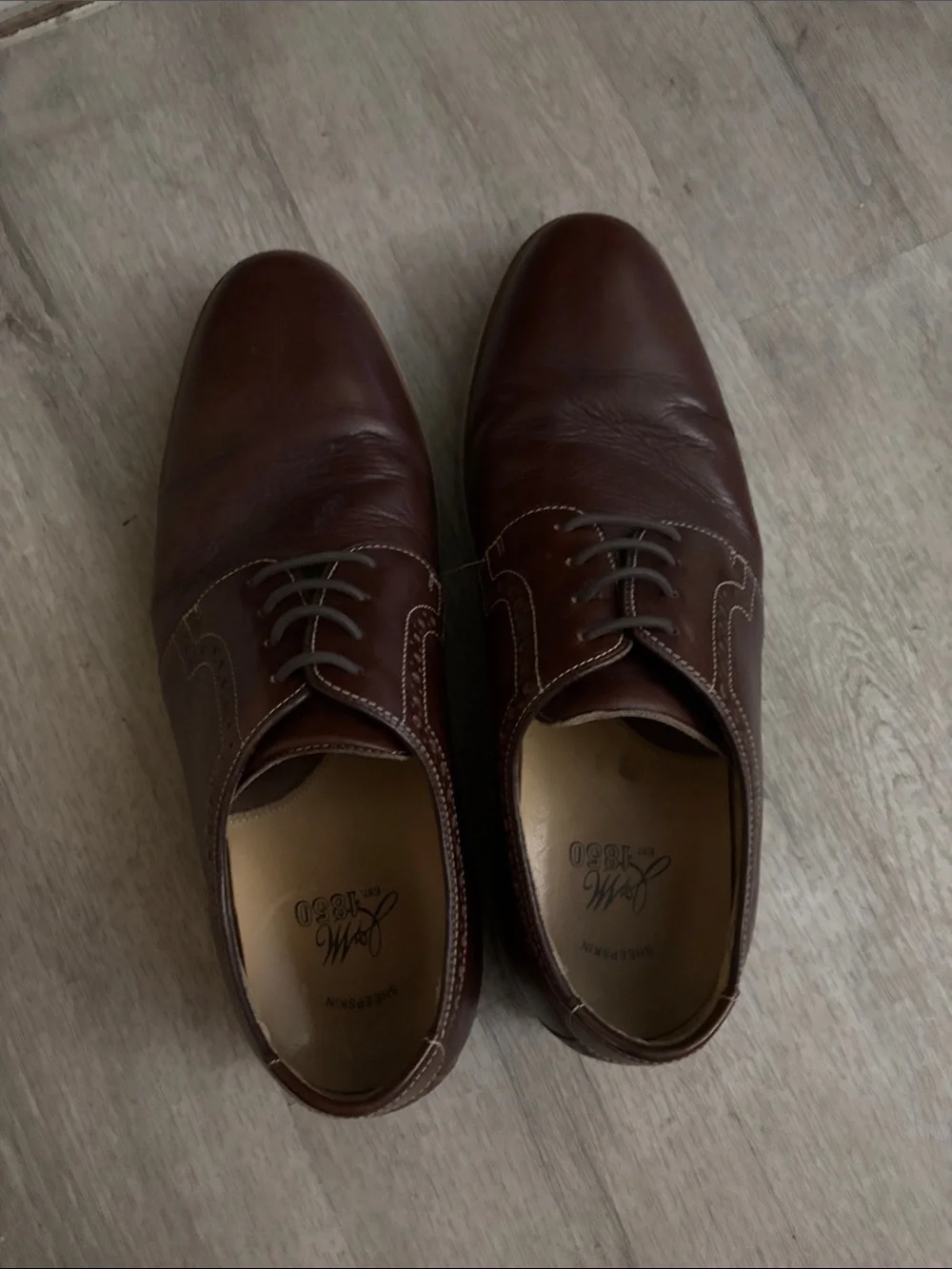 Johnston & Murphy Men's Burgundy Leather Derby Shoes